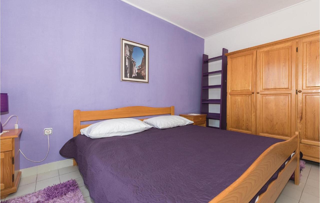 Beautiful Apartment In Rogoznica With Wifi Ngoại thất bức ảnh